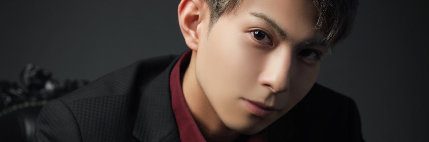 Leomiraclecandy's profile banner image