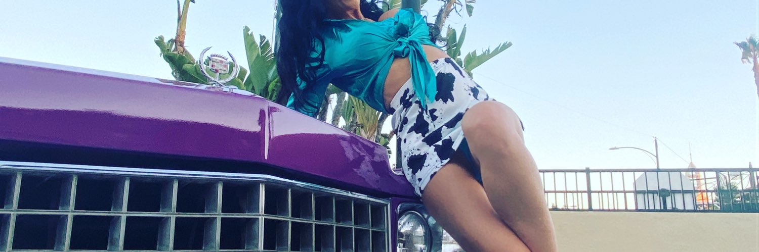 Cupcakeqween's profile banner image