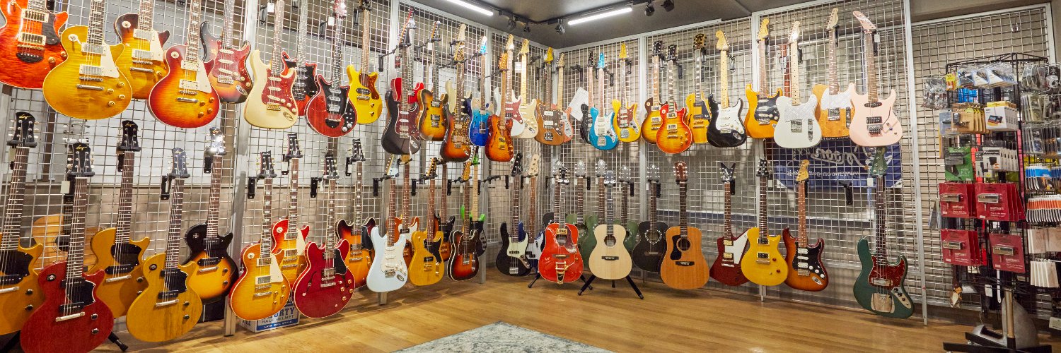MIYAJI GUITARS KANDA(宮地楽器 神田店)'s banner