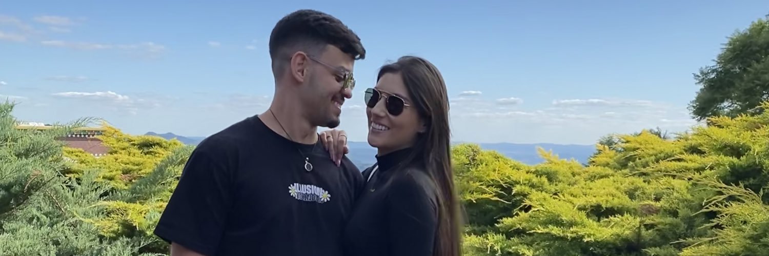 _amandavm's profile banner image