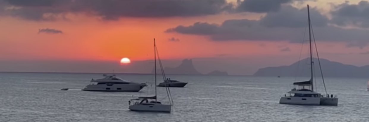 paula_mrmt's profile banner image