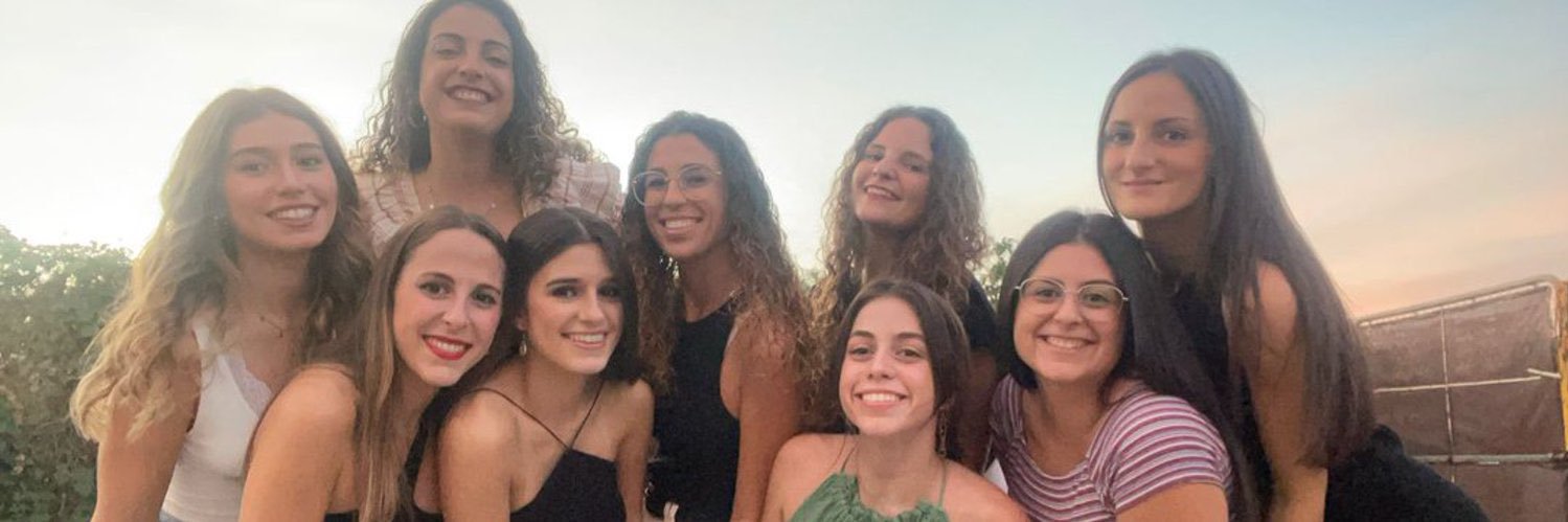 rociomc_10's profile banner image