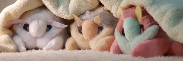 life_with_moth Profile Banner