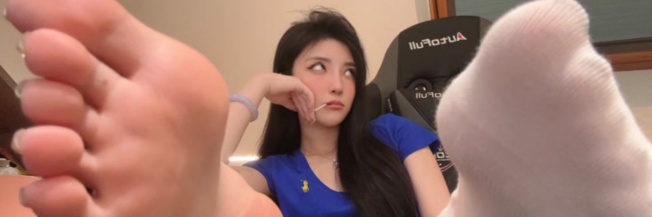 leechaedamm's profile banner image