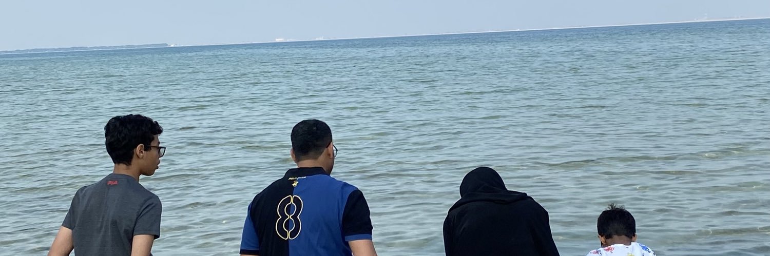 𝑭 banner