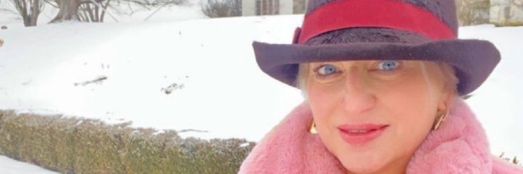 yungsidney's profile banner image