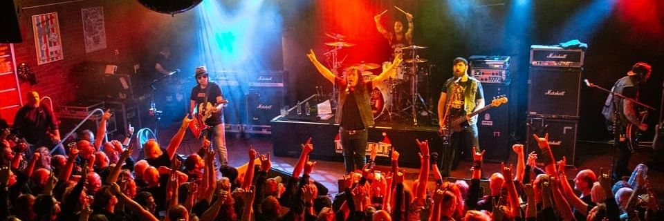 NIKOLAUT® - Rockfest banner