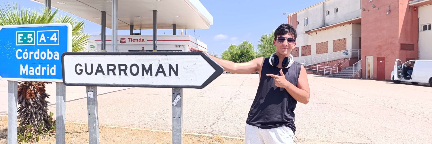 E S E N C I A banner