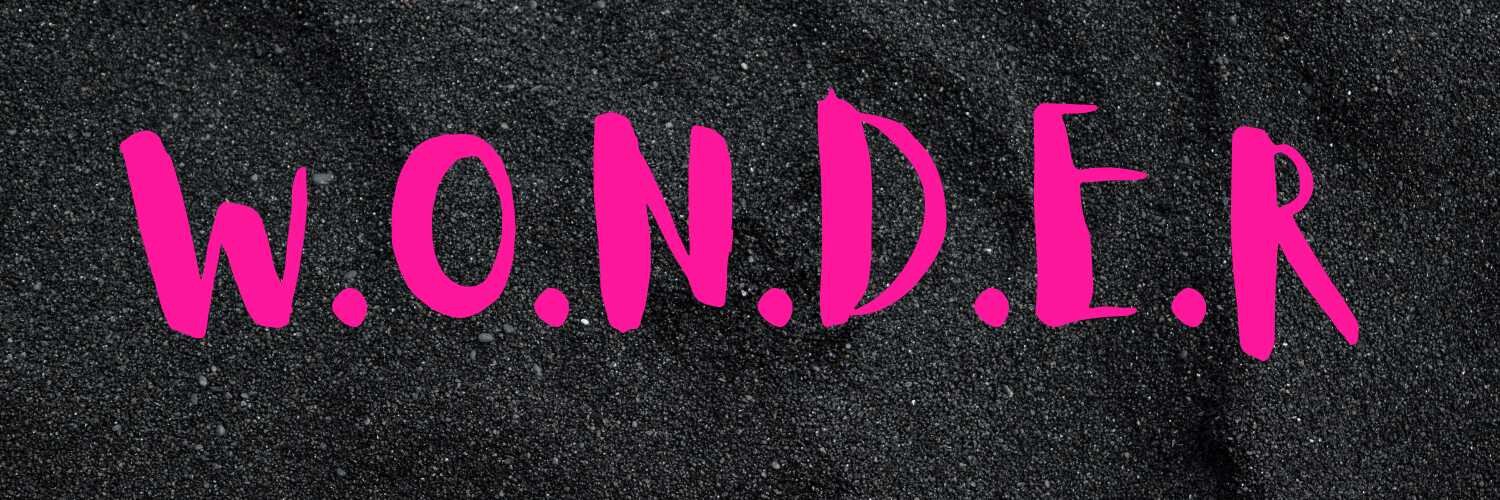 Iyanuoluwa 🌸 banner