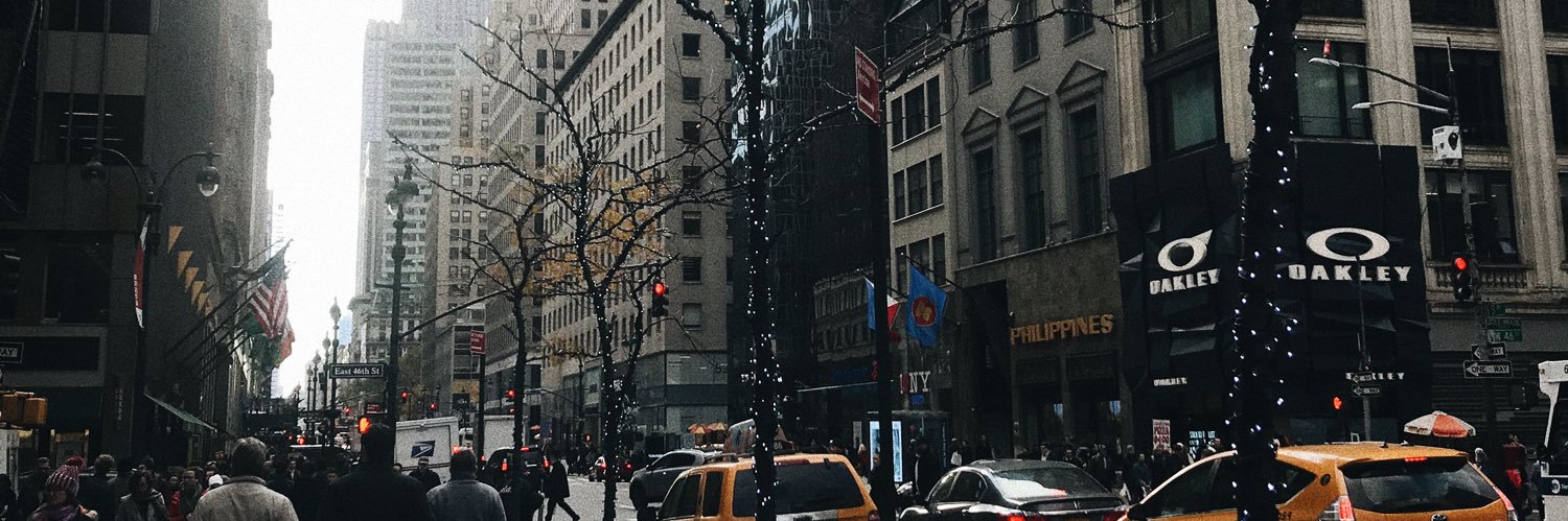 lauren ♎️ banner