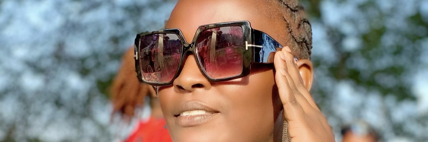 LadyfloraB's profile banner image