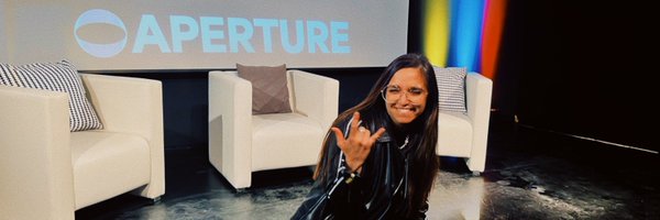 HannahParvaz Profile Banner