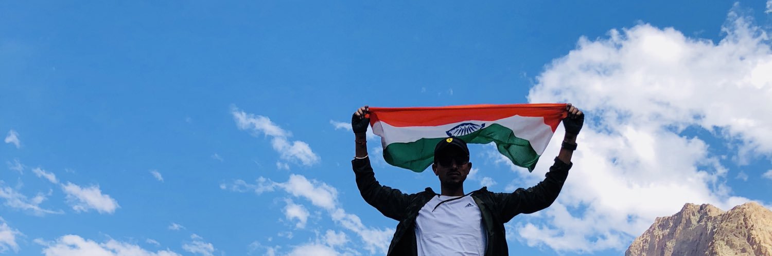 VishnoiMonu's profile banner image