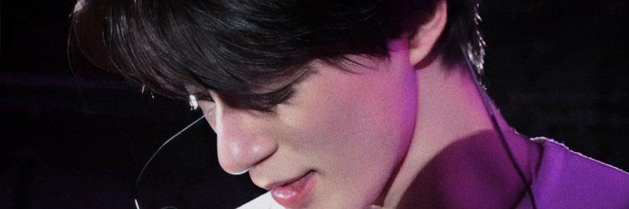 R banner