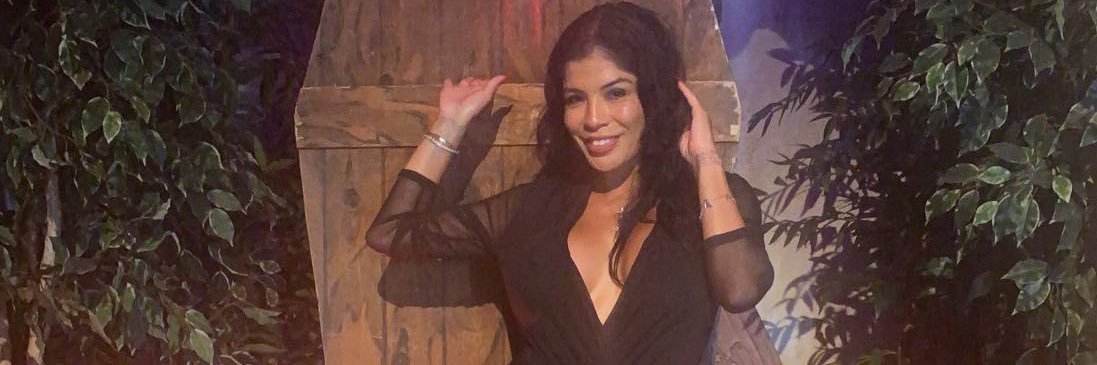 Alexis Amore ™ Born 🇵🇪 Living 🇺🇸 banner