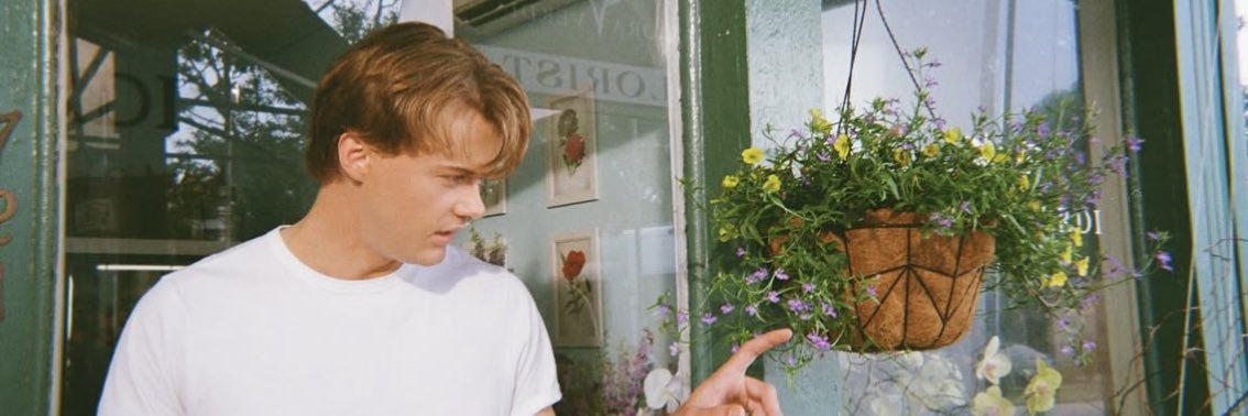 beauisbac's profile banner image