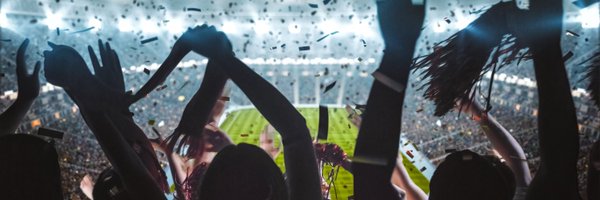 Lara_Richards Profile Banner