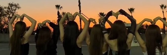 mo_0n13's profile banner image