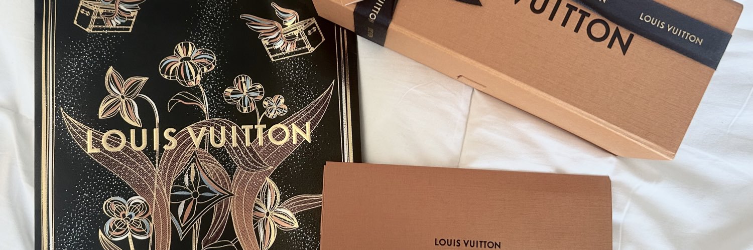 r 𝜗𝜚. ݁ banner