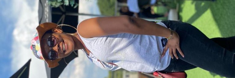 Ne_ne_bee's profile banner image