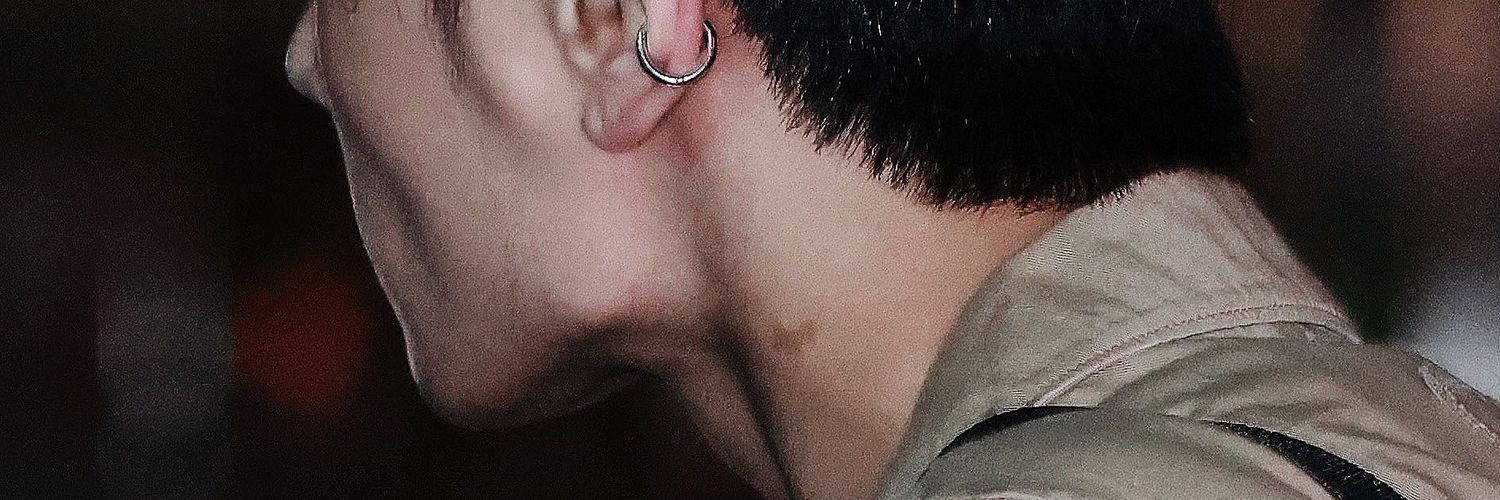 ⋆ banner