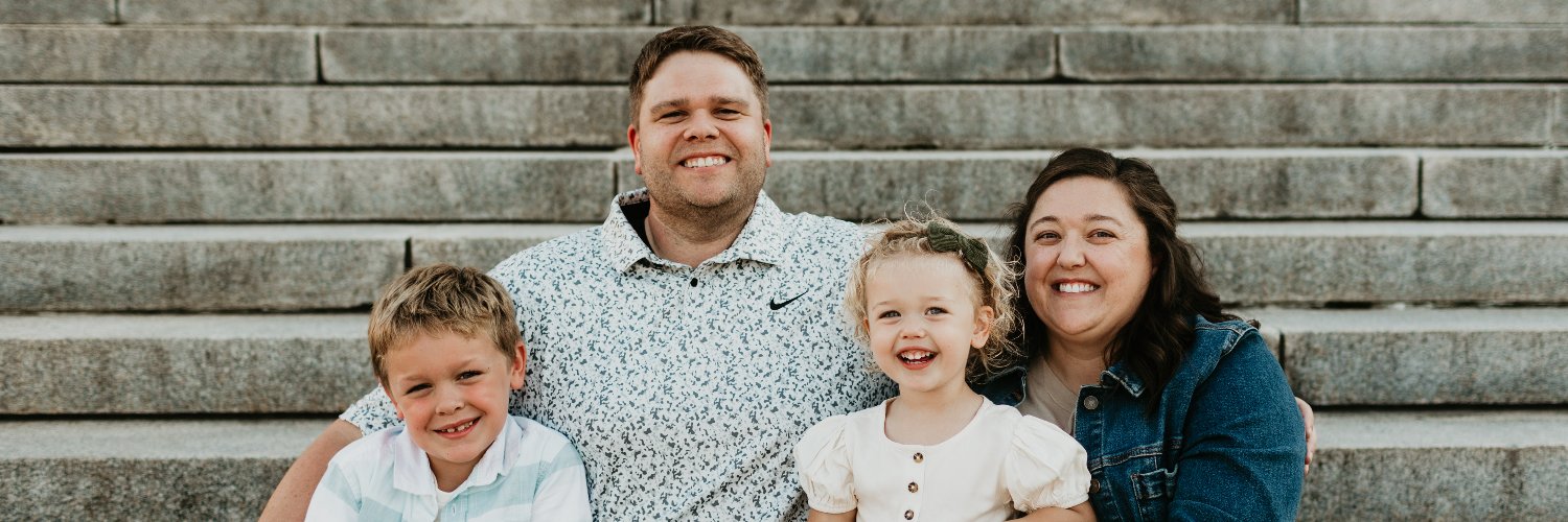 four0two's profile banner image
