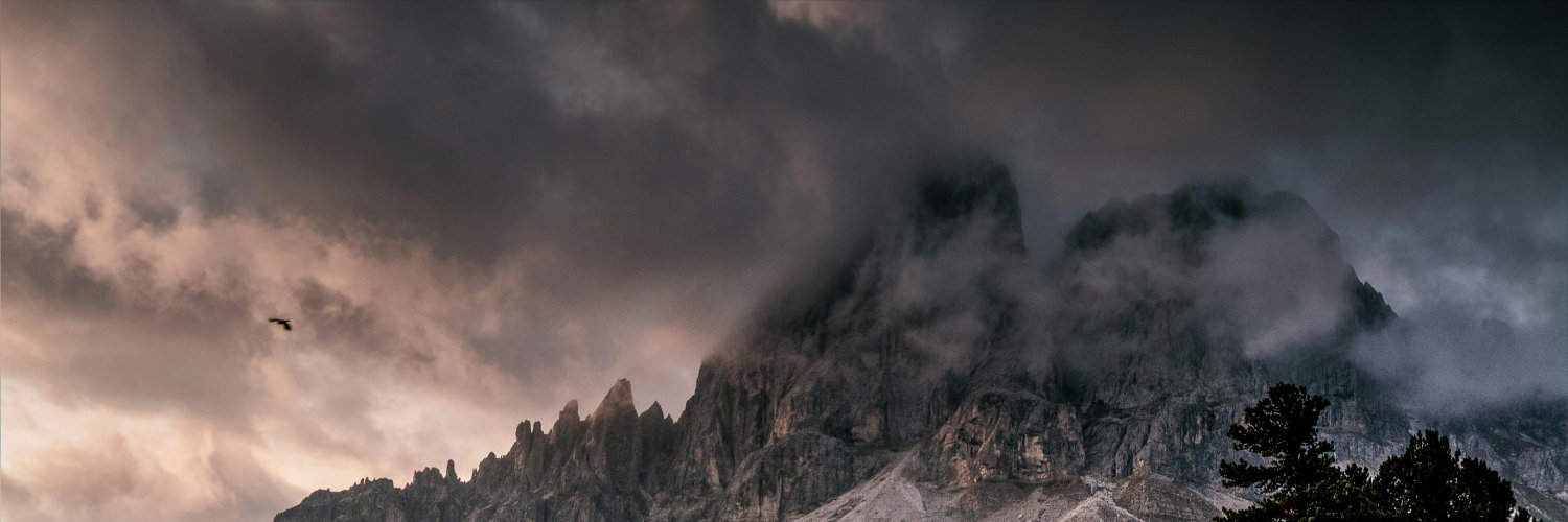 Moonmim_'s profile banner image