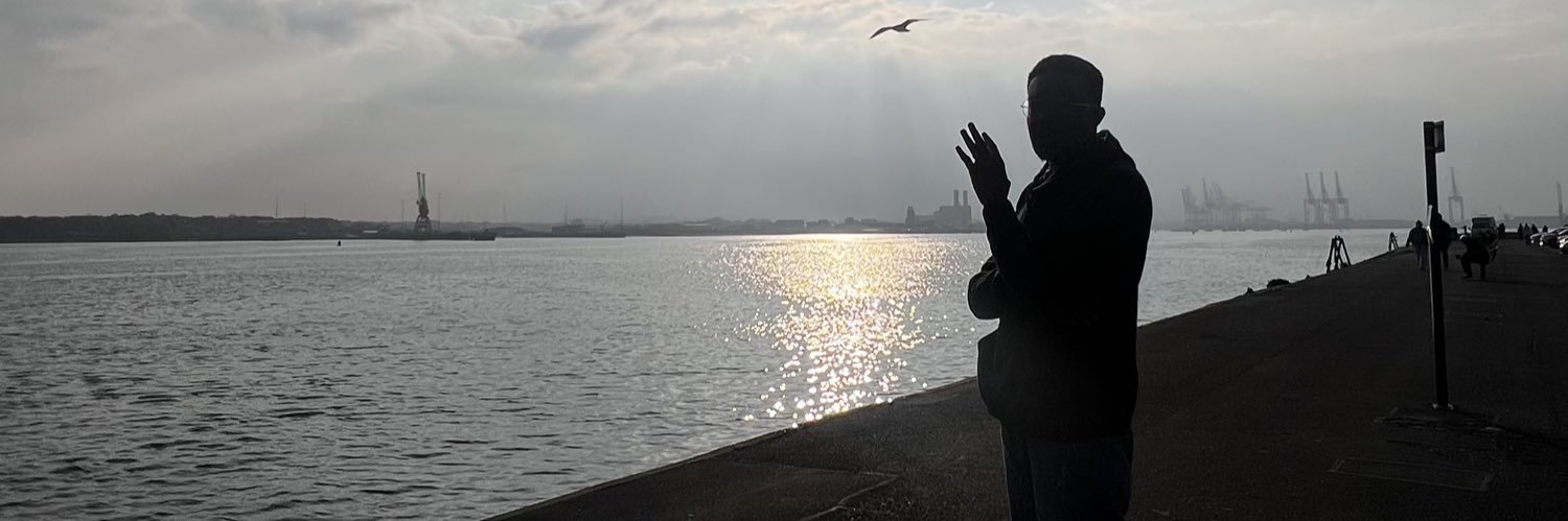 Hakuna matata 🤫🫥 banner