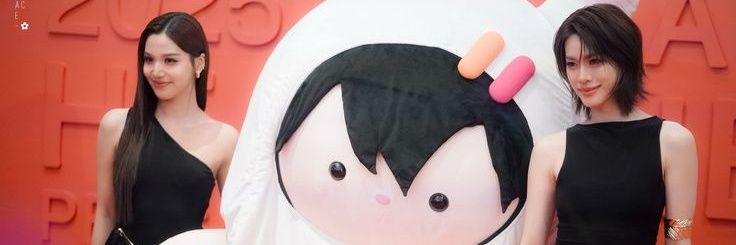 𝑫𝒓𝒆𝒂𝒎𝒘𝒂𝒗𝒆 ⋆.˚🐳 banner