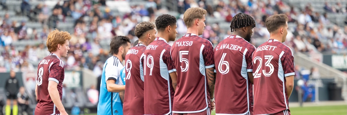 Burgundy Wave's banner