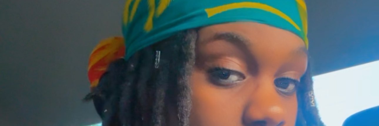 LyzzyStoned's profile banner image