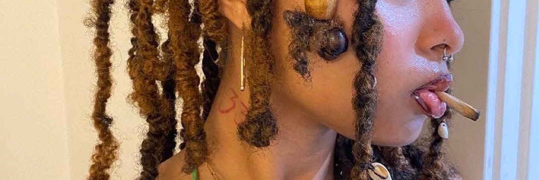 🩷⚜️🩷 banner