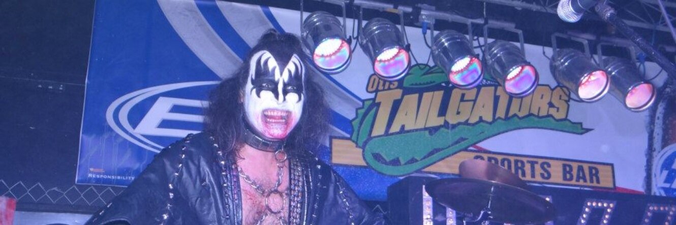 tailgatorslive banner