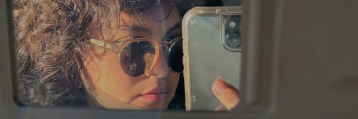 karla_96_j's profile banner image