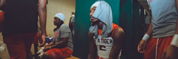 jdeuce_2k Profile Banner