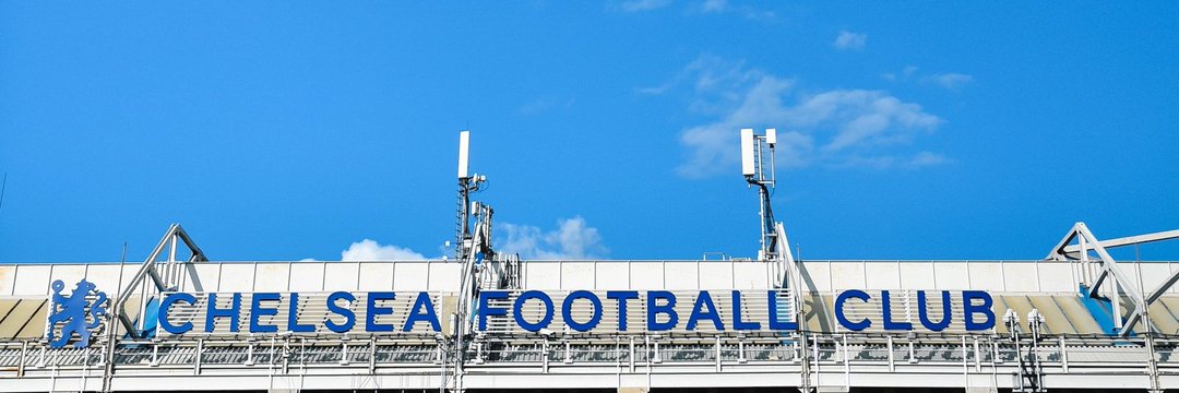 Mwest Senpai🙂‍↕️ banner