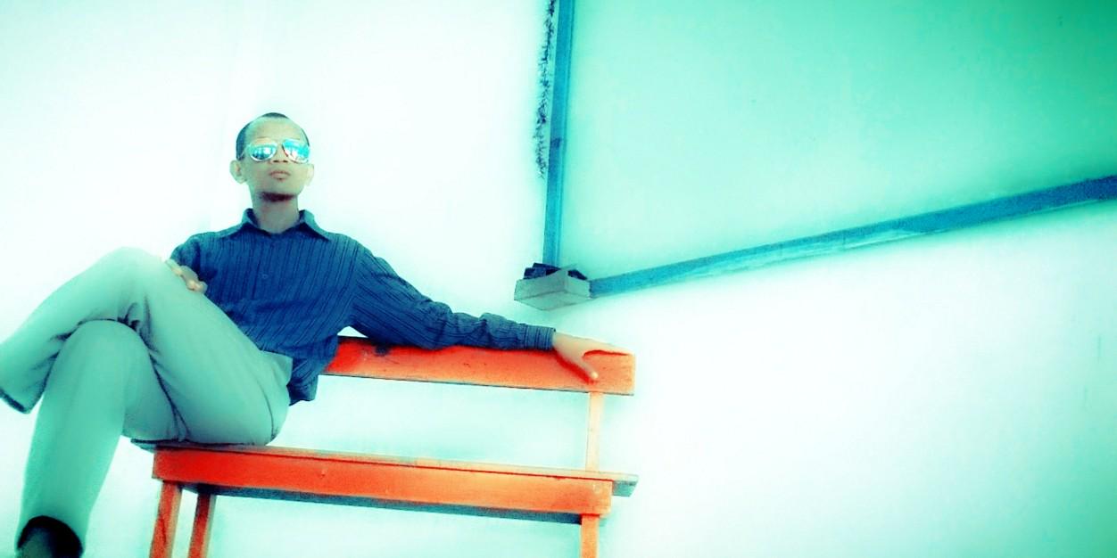 denglaunun's profile banner image