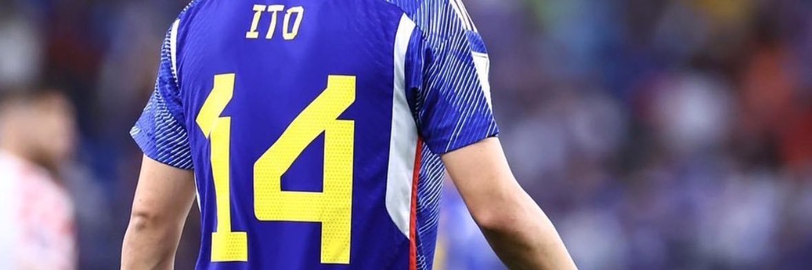𝐫 banner