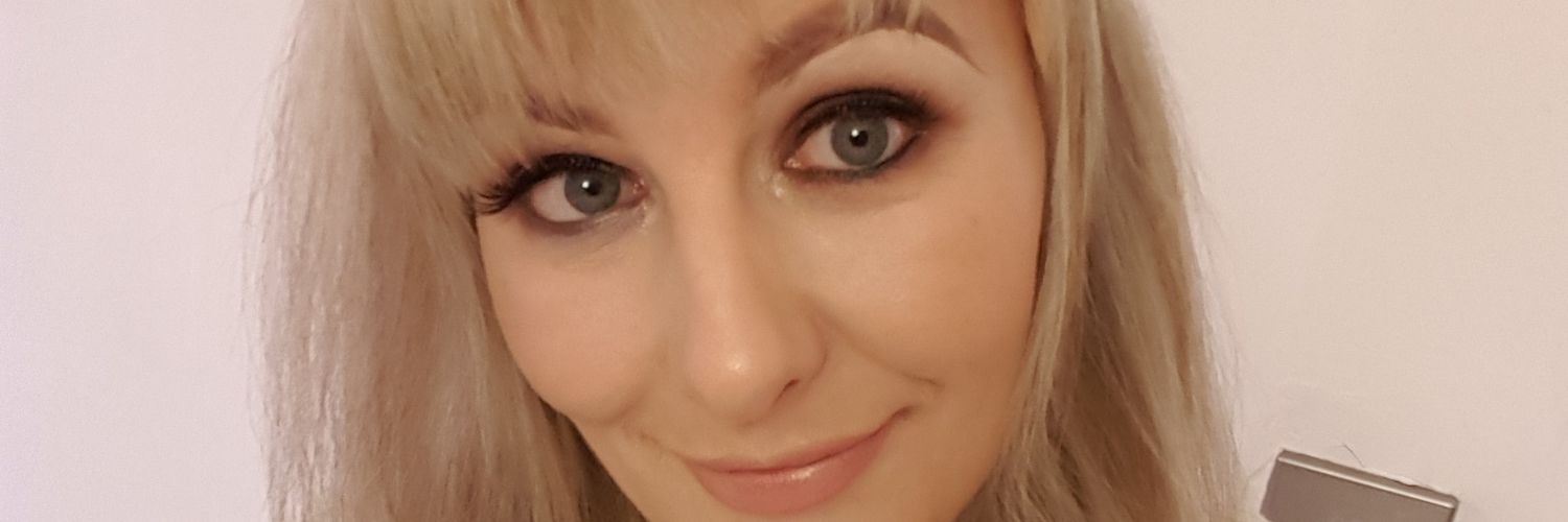 emmahothunny's profile banner image