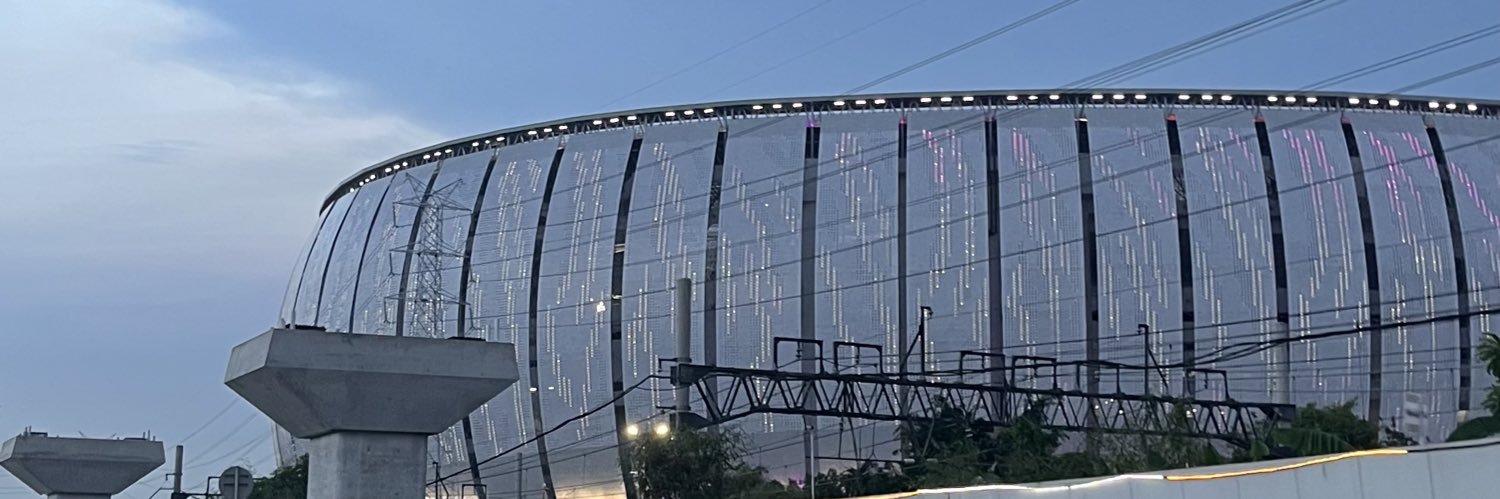 lala banner
