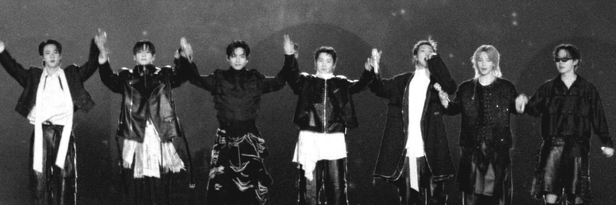 kth_r7's profile banner image