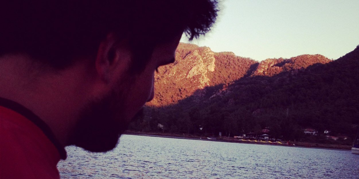 hllcyln's profile banner image