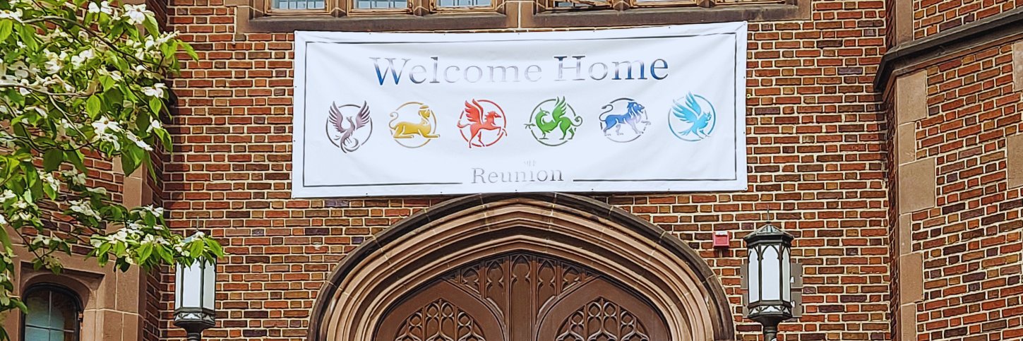 Mount Holyoke Alums banner