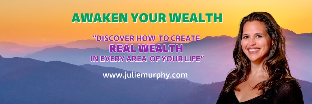Julie Murphy banner