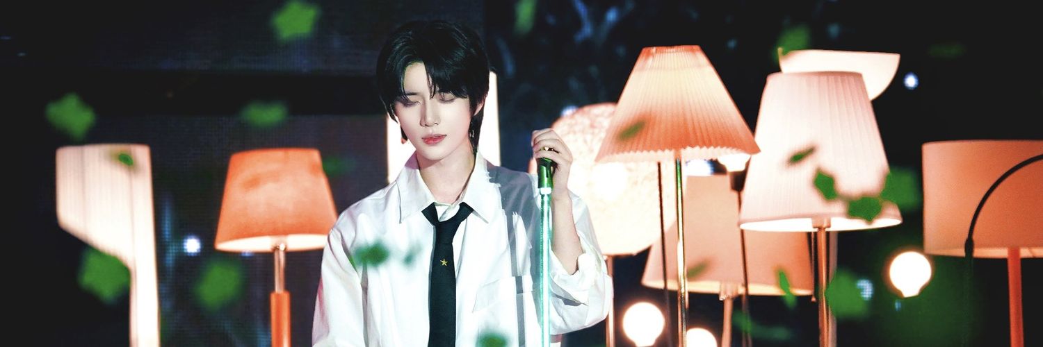 moonlight313922's profile banner image