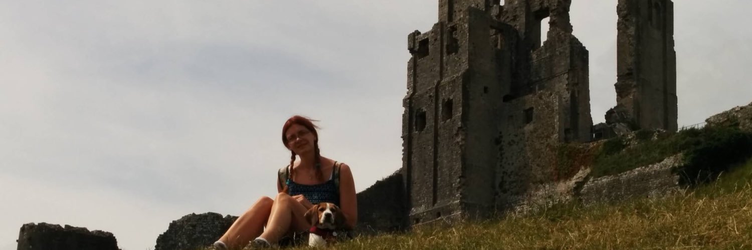 19deedee74's profile banner image