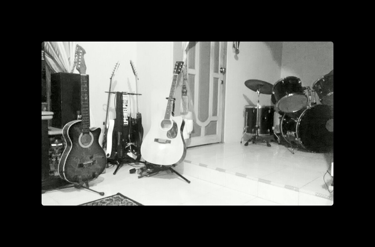 rizki_azmi's profile banner image