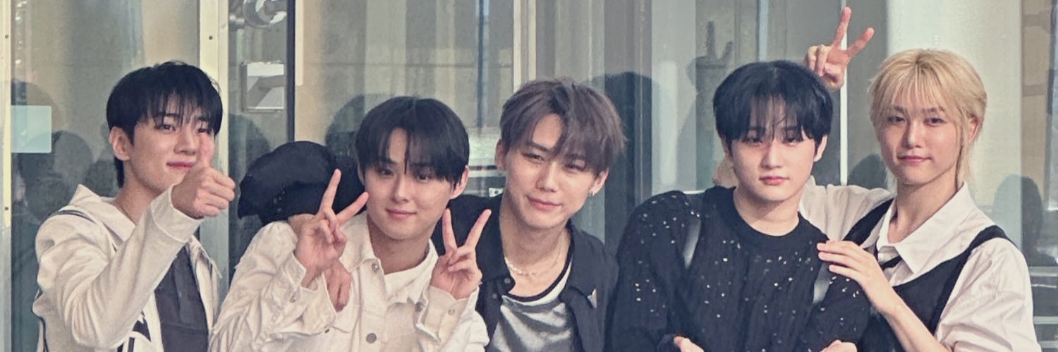 hello240124ii's profile banner image