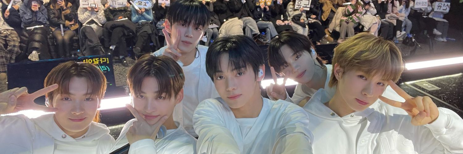 dohoonoona's profile banner image