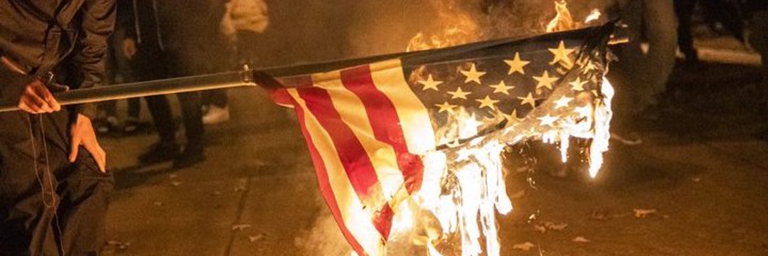 𐒢̲͟͟𐒄̲͟͟𐒃̲͟͟. 🦇 banner